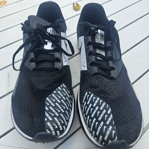 Nike Racing Spike Cross Country Black and White Athletic Sneakers